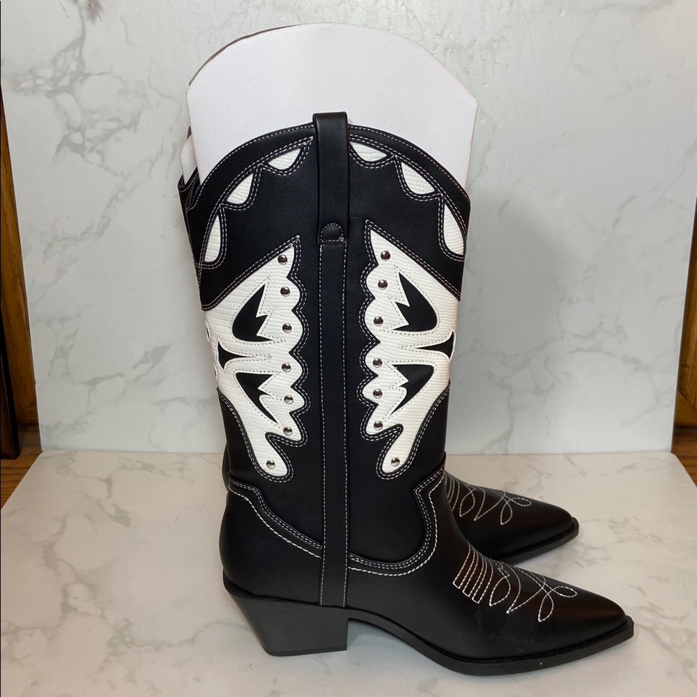New Madden Girl "Saloon"  Black White Cowboy Boots Women's Sz 8 Western Boho Fun